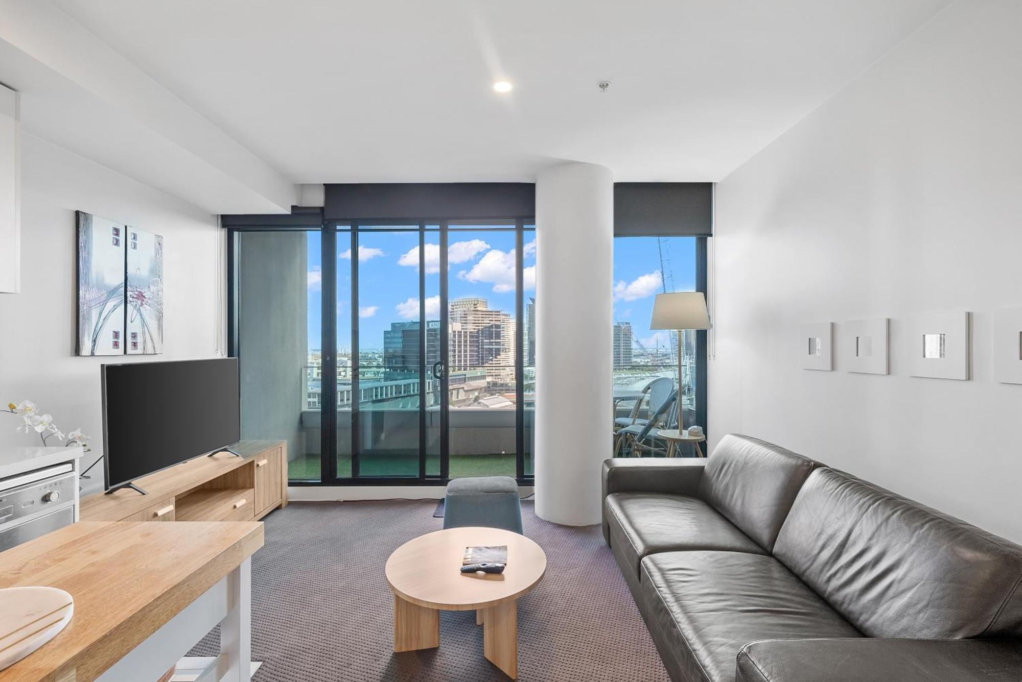 Resort Style Living Yarra Wharf Мельбурн Экстерьер фото