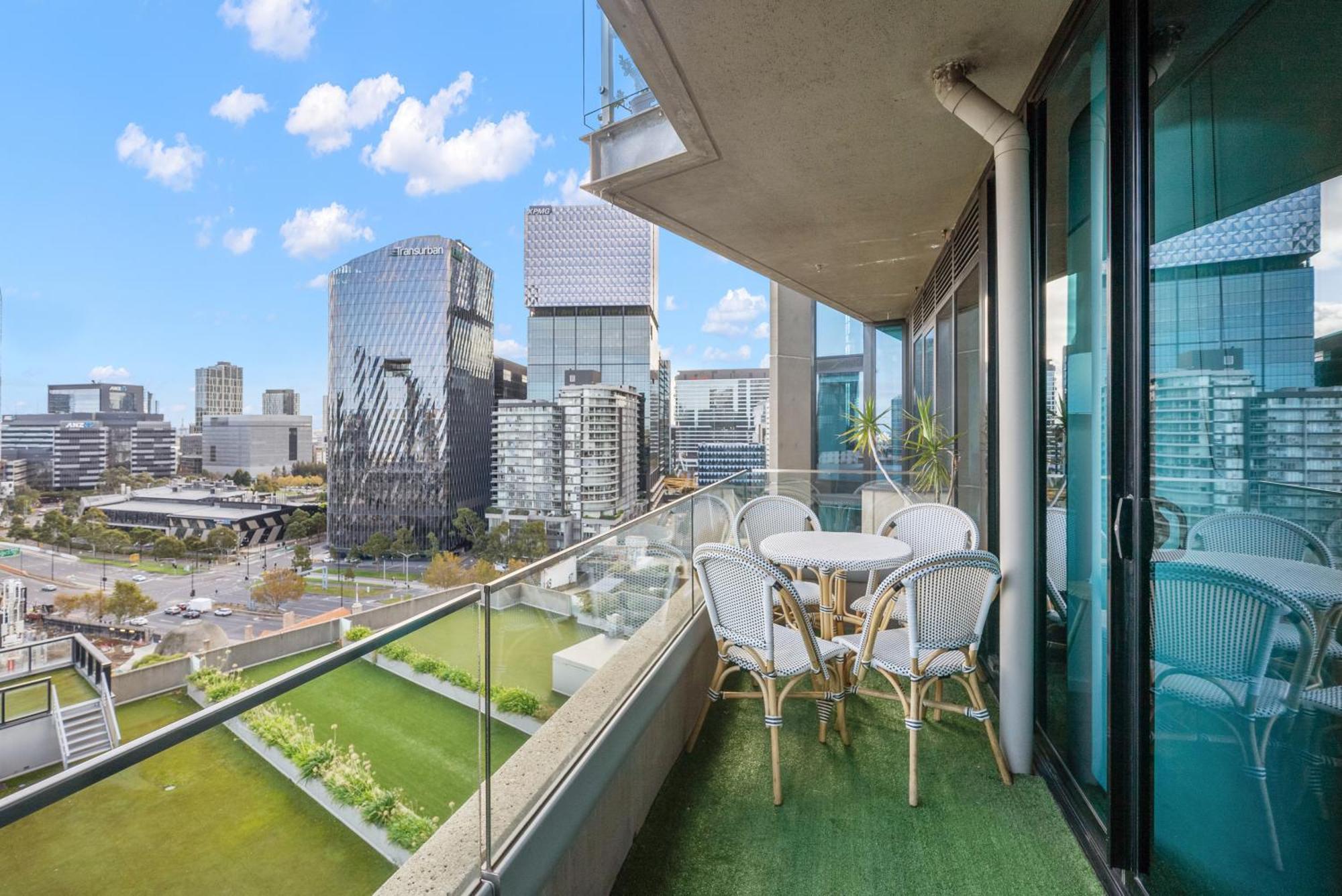 Resort Style Living Yarra Wharf Мельбурн Экстерьер фото